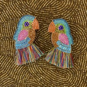 2021 Fashion trendy earrings